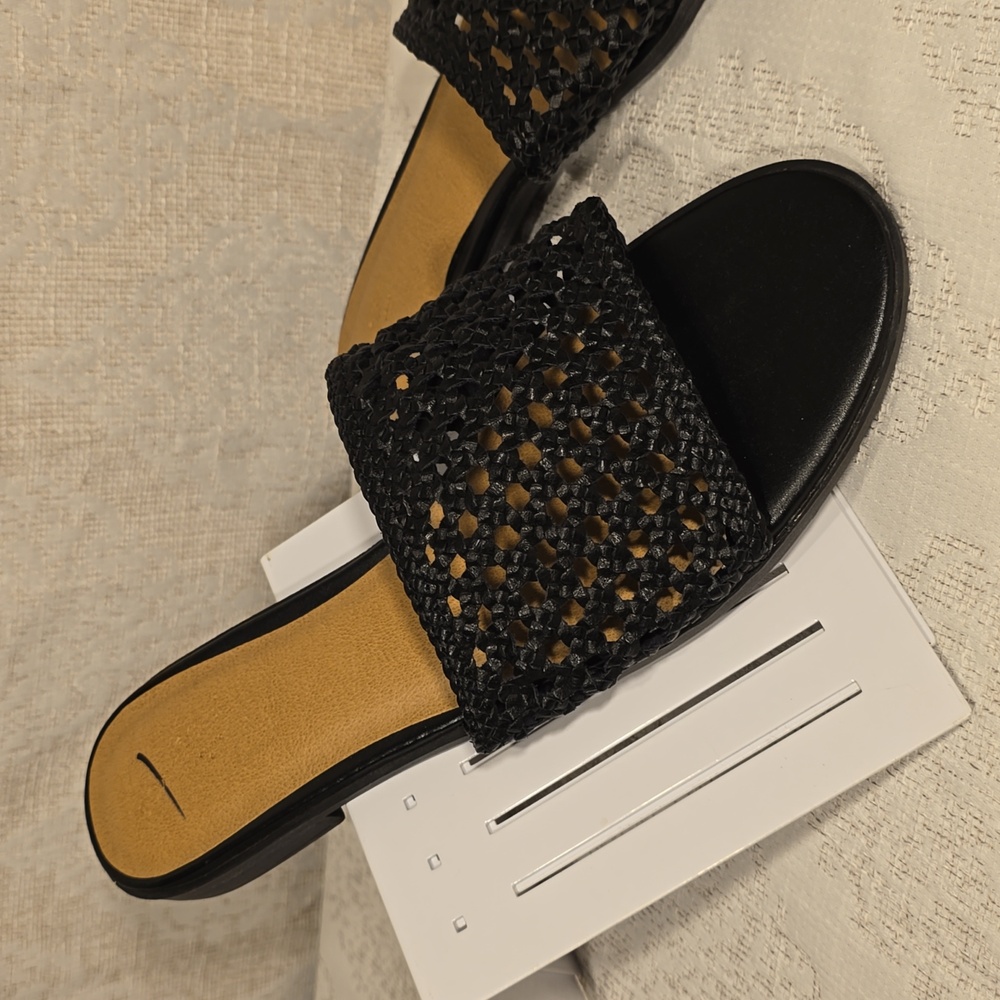 Womens Black Universal Thread Flat Slip On Open Toe Sandals Size 11